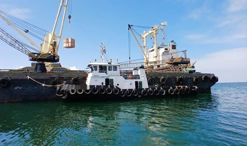 Tugboat and Barge Caught Operating Illegally Off Kuala Baram 2 Tugboat and Barge Caught Operating Illegally Off Kuala Baram