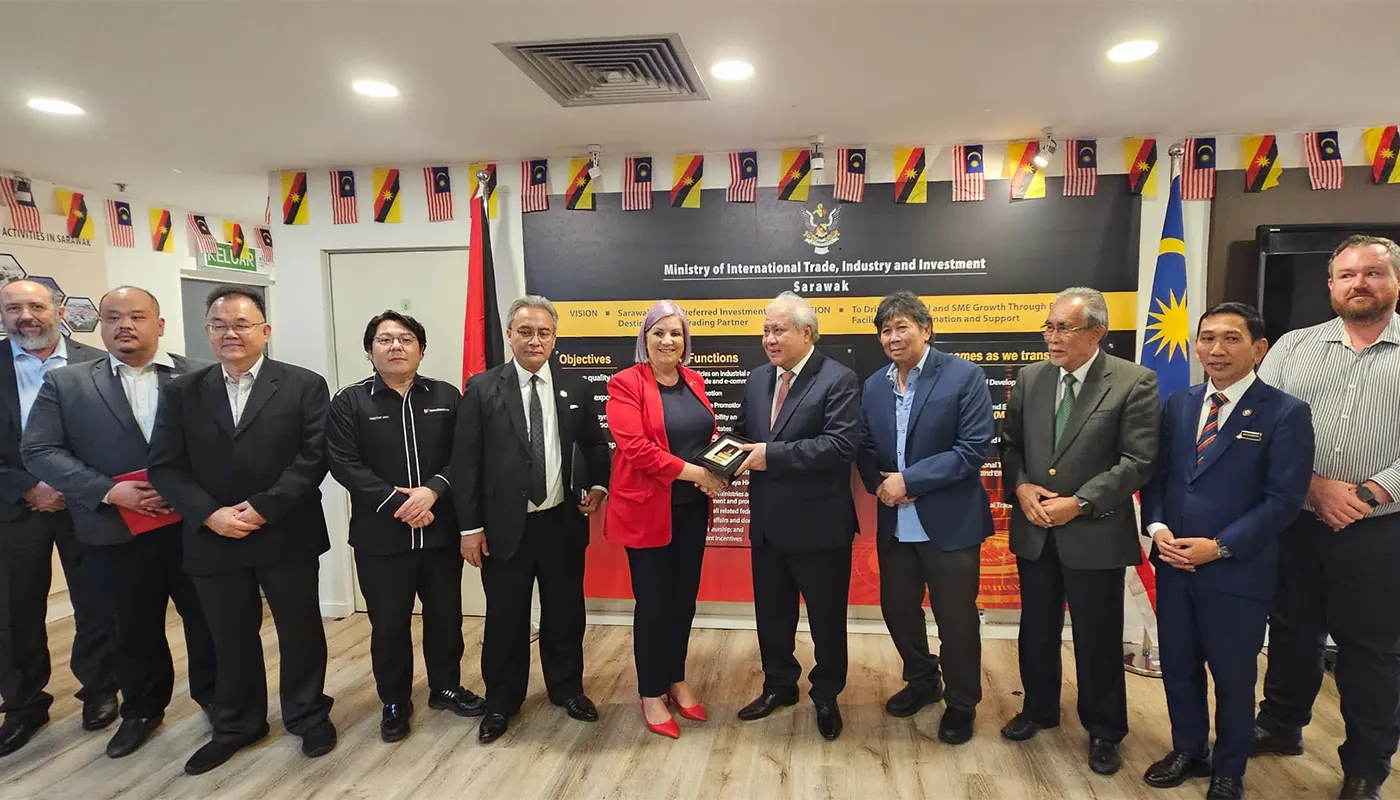 Australian Minister Visits Sarawak to Strengthen Bilateral Ties