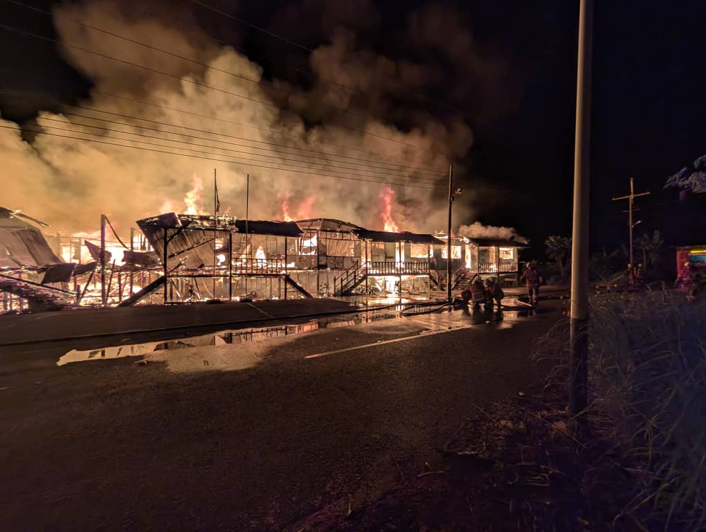 Nine-Door Longhouse in Sibu Nearly Destroyed in Evening Fire 2 Nine-Door Longhouse in Sibu Nearly Destroyed in Evening Fire