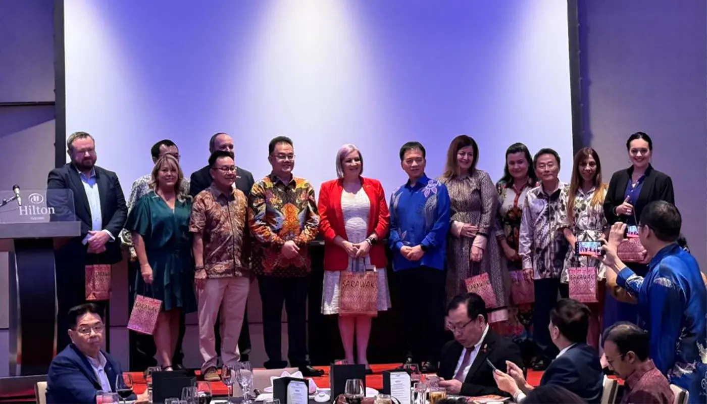 Northern Australia Advocates Strategic Cooperation with Sarawak 1 Northern Australia Advocates Strategic Cooperation with Sarawak