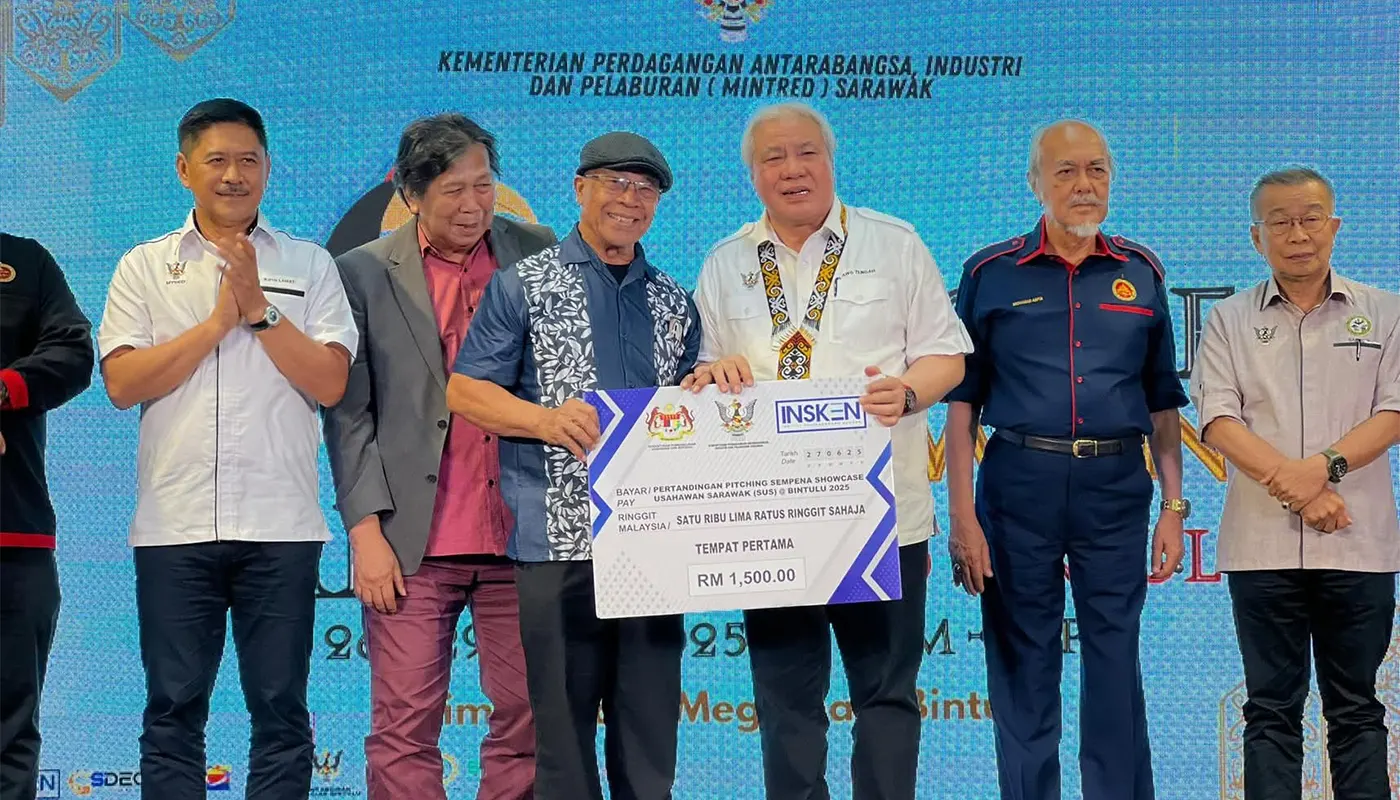 Over RM3.3 Billion in Aid Disbursed to Sarawak Entrepreneurs 1 Over RM3.3 Billion in Aid Disbursed to Sarawak Entrepreneurs