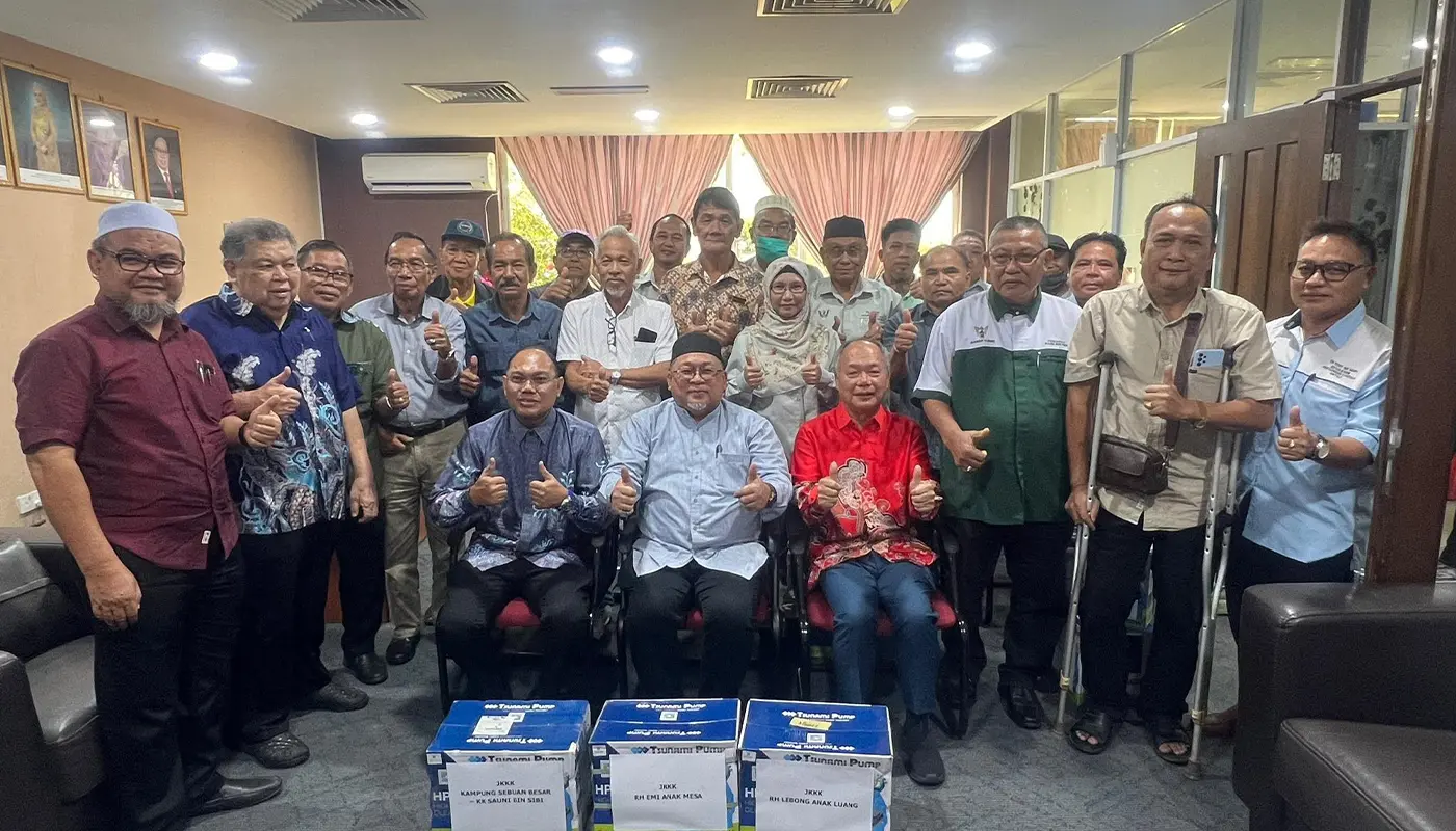 20 Waterjet Machines Distributed to JKKK in Jepak and Bintulu Areas 1 20 Waterjet Machines Distributed to JKKK in Jepak and Bintulu Areas