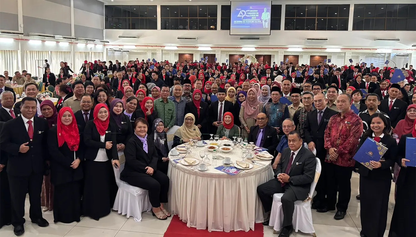 414 Educators Honoured at Kuching District’s Outstanding Service Awards 2024