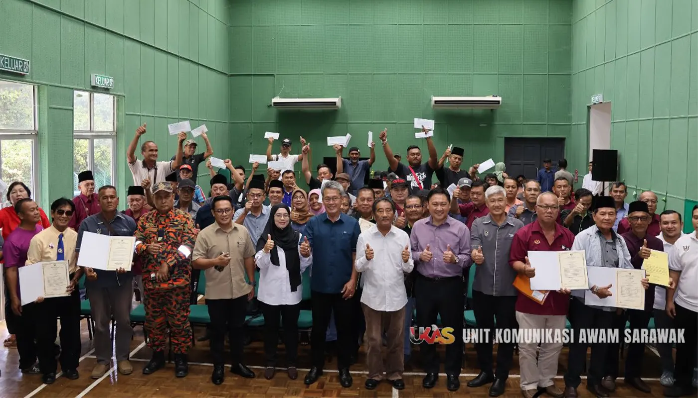 49 Simunjan Flood Victims Receive Financial Aid Under Kindness Cash Programme