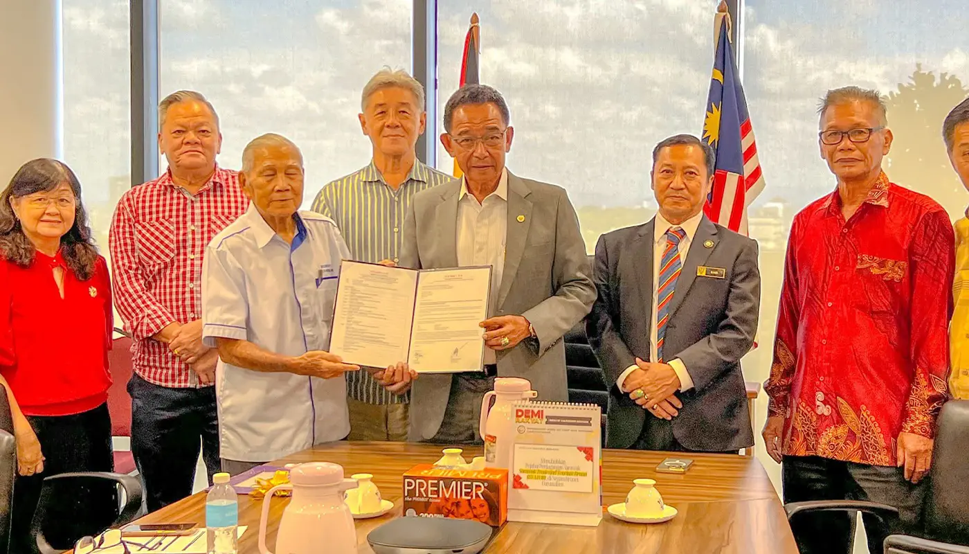 Fuk Tek Kung Temple in Asajaya Receives UNIFOR Grant for Upgrades