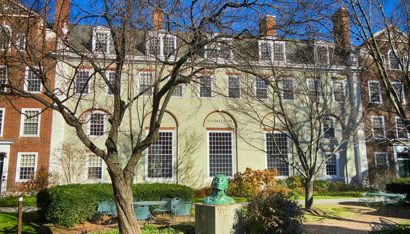 Harvard Considers $500 Million Settlement in Trump Administration Dispute