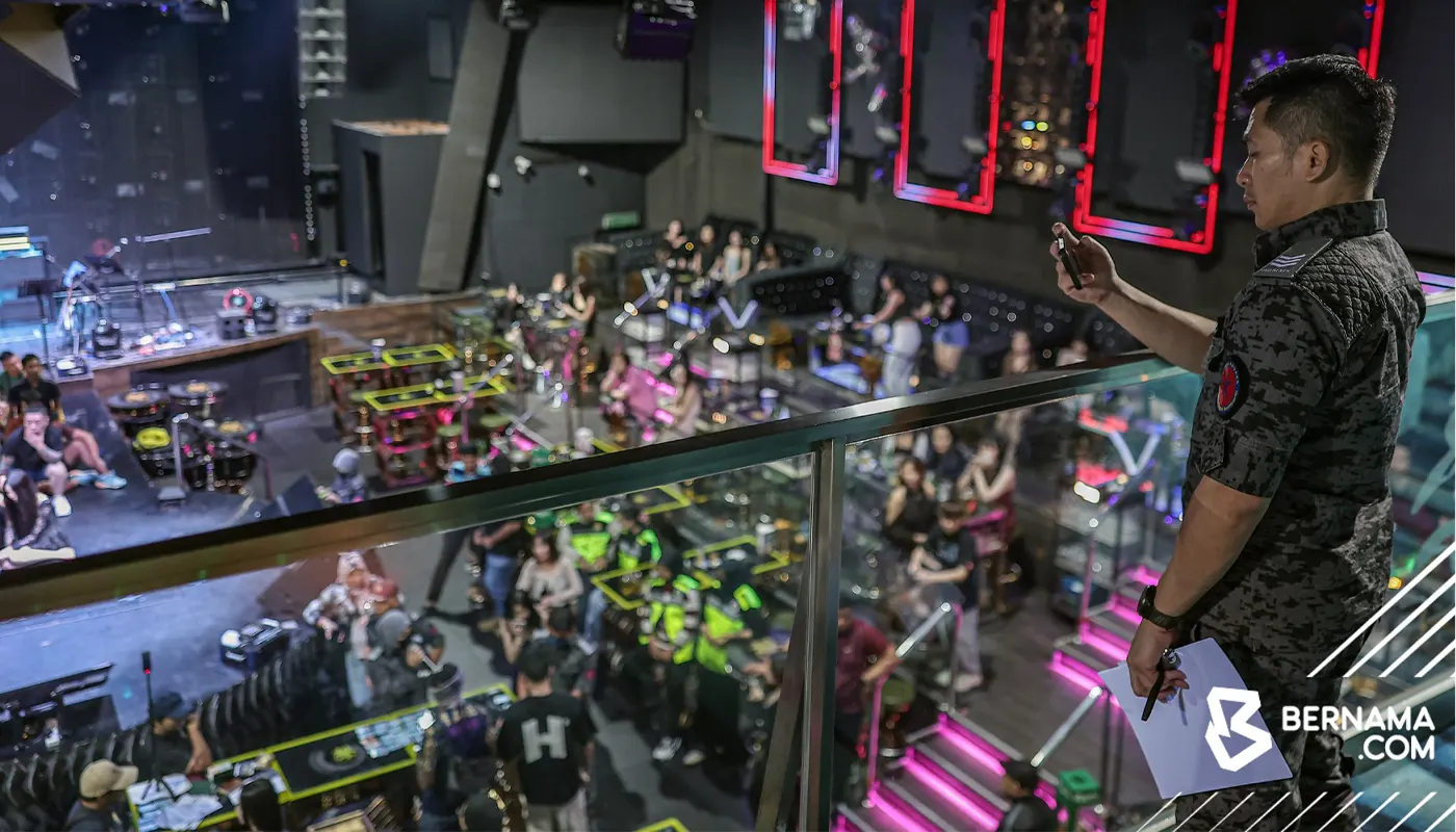 Local Woman Allegedly 'Mother Chicken' Among 93 Nabbed in KL Immigration Raids