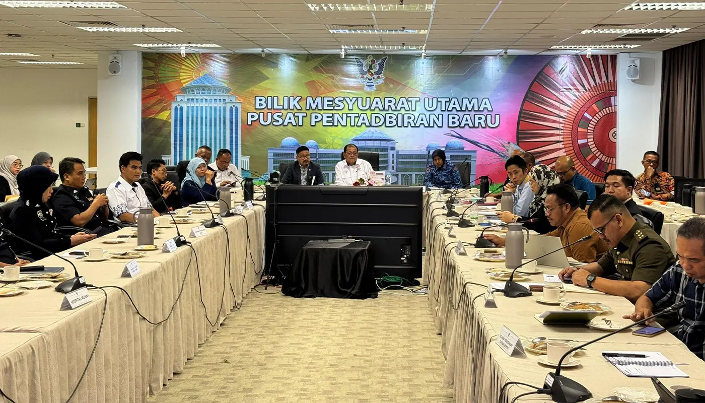 Mukah Authorities Tighten Coordination as Forest Fires Intensify Near Airport