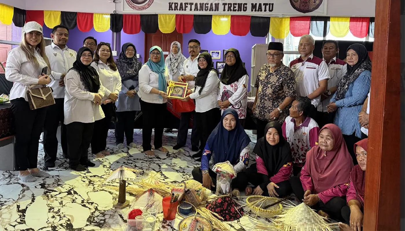 PROSPEK Initiative Boosting Rural Economy in Matu District 1 PROSPEK Initiative Boosting Rural Economy in Matu District