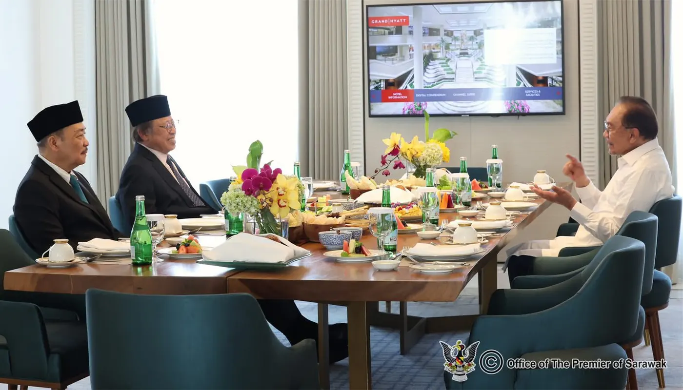 Sarawak Premier Joins PM and Sabah CM in Key Talks Ahead of Malaysia-Indonesia Meeting