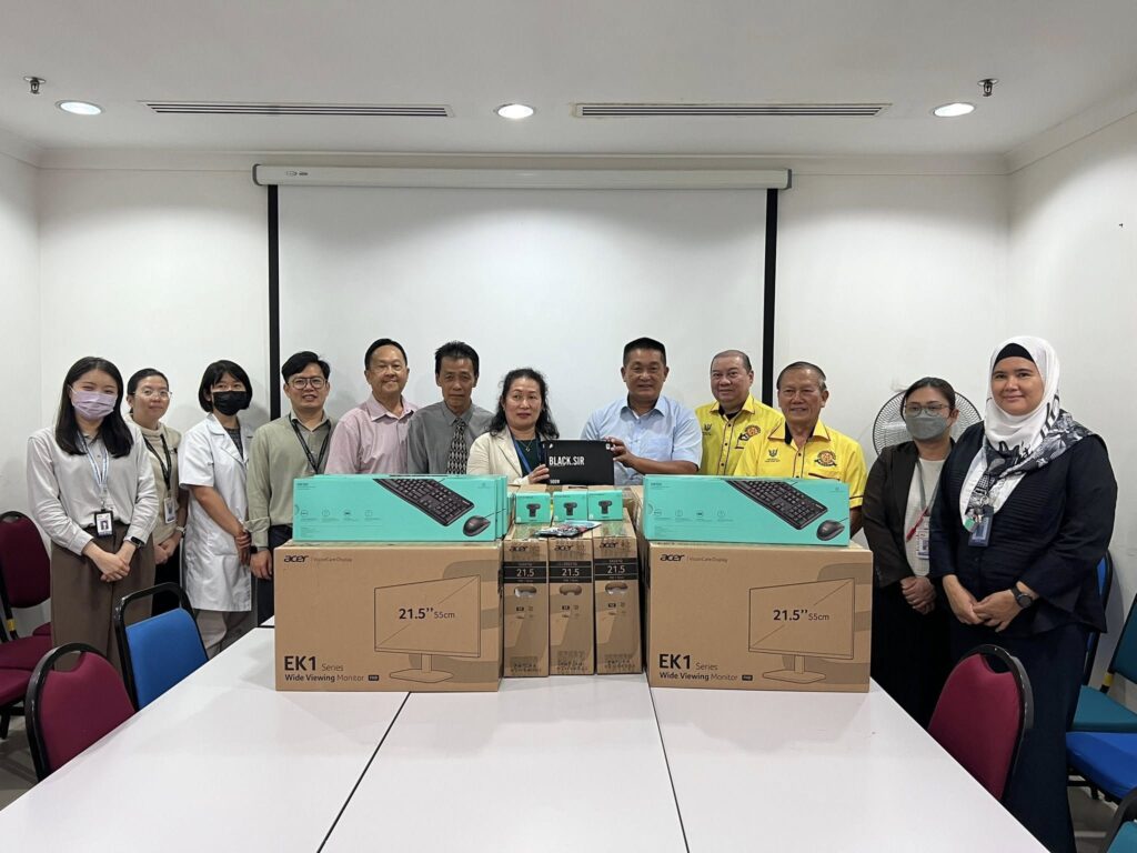 YB See Chee How Donates IT Equipment to Boost SGH Pharmacy Efficiency