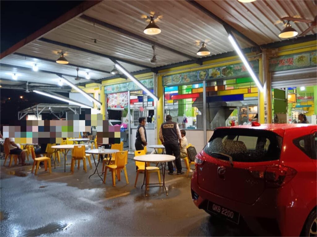 25 Smokers Nabbed in Kuching for Violating No-Smoking Zones 2 25 Smokers Nabbed in Kuching for Violating No-Smoking Zones