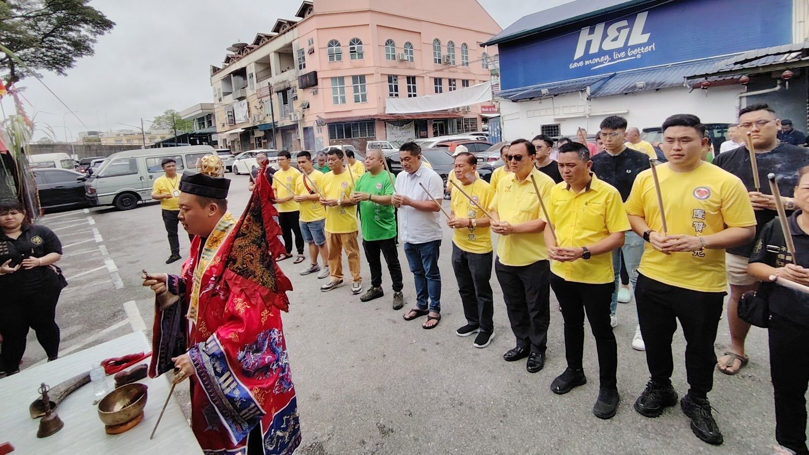 3rd Mile Old Bazaar Celebrates Hungry Ghost Festival with Cultural Showcase