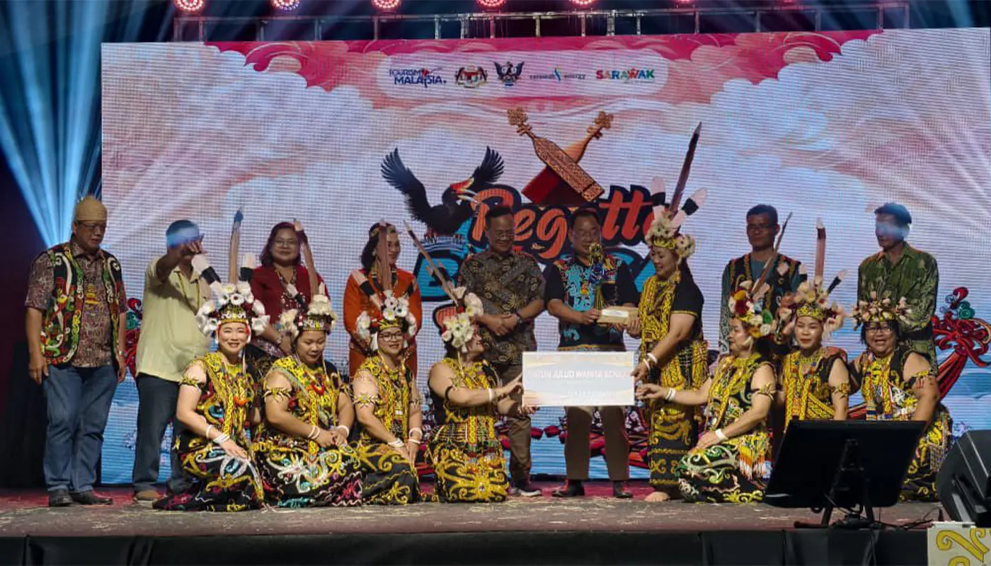 Cultural Stage Showcases Tribal Heritage at Belaga Regatta 2025