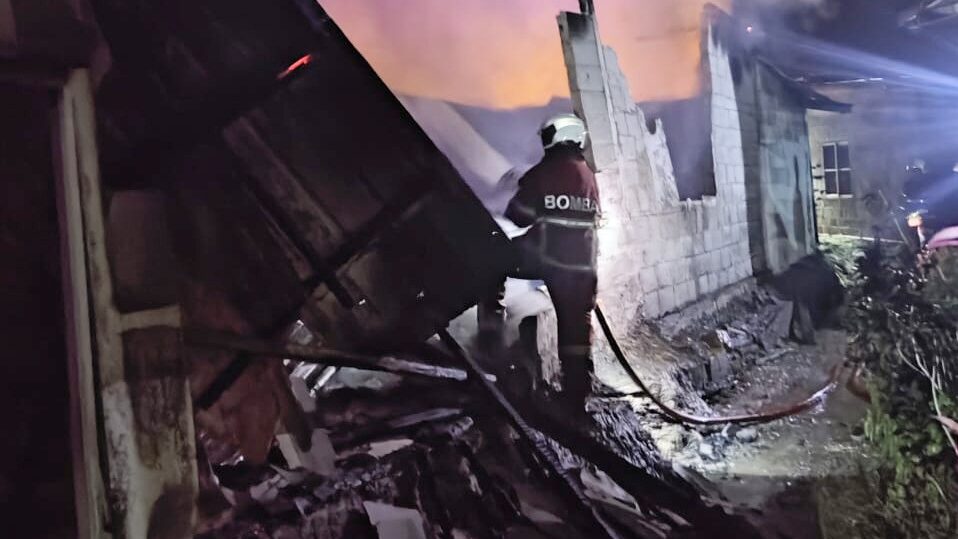 Fire Destroys Semi-Detached House in Matang, Occupant Safe