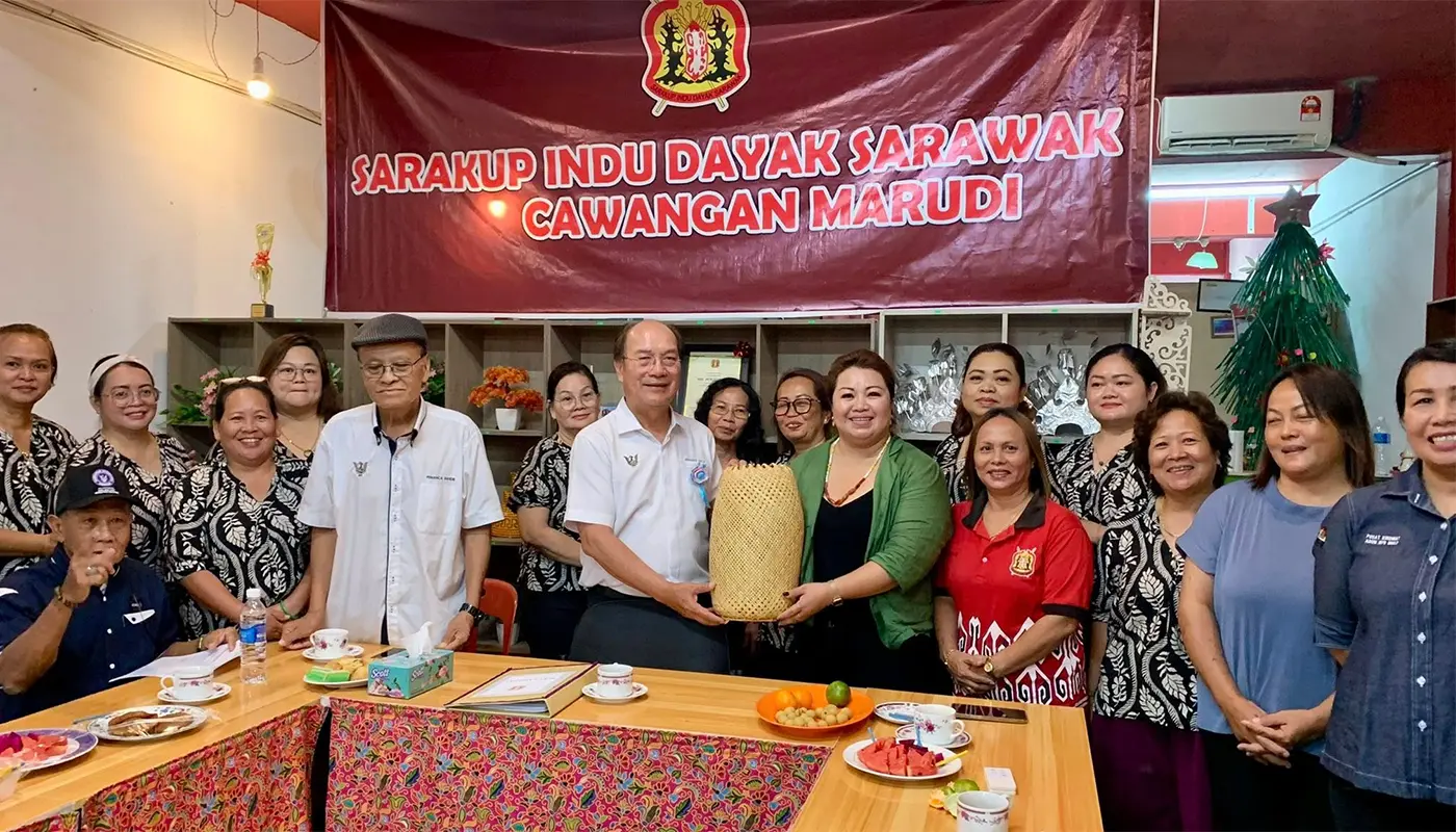 Residents’ Commitment Drives Success of Development Projects in Mulu 1 Residents’ Commitment Drives Success of Development Projects in Mulu