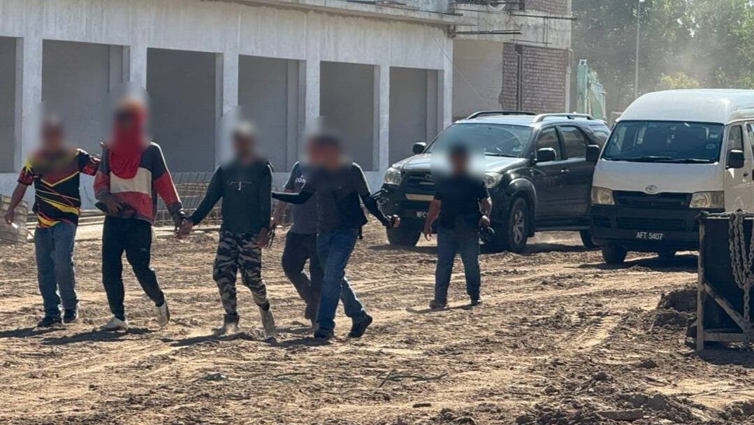 27 Foreign Workers Arrested in Ops Mahir & Ops Sapu in Miri