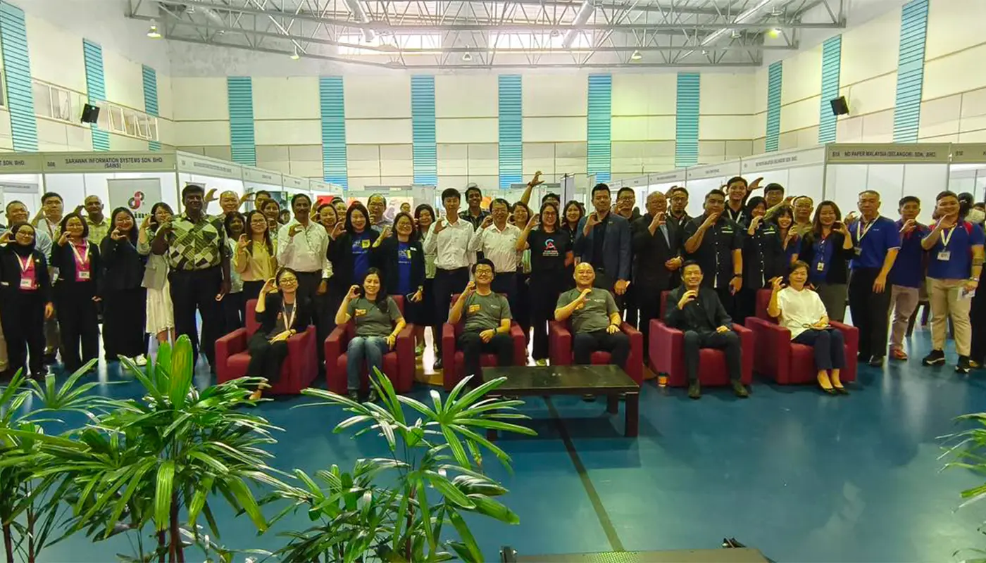 Curtin Malaysia Hosts Major Career Fair with 49 Organizations 1 Curtin Malaysia Hosts Major Career Fair with 49 Organizations