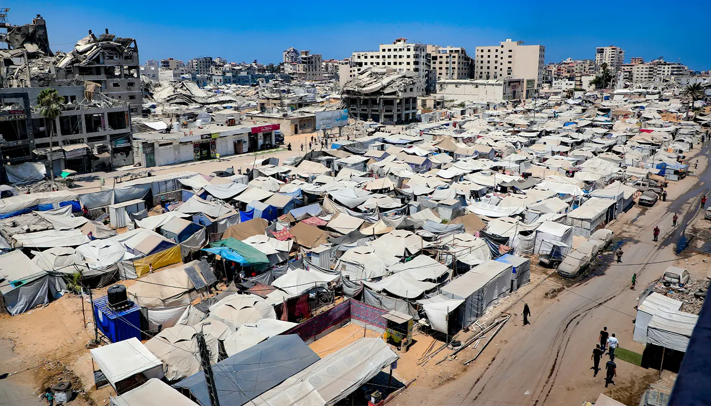 Israeli Strikes in Gaza Kill 83 in 24 Hours