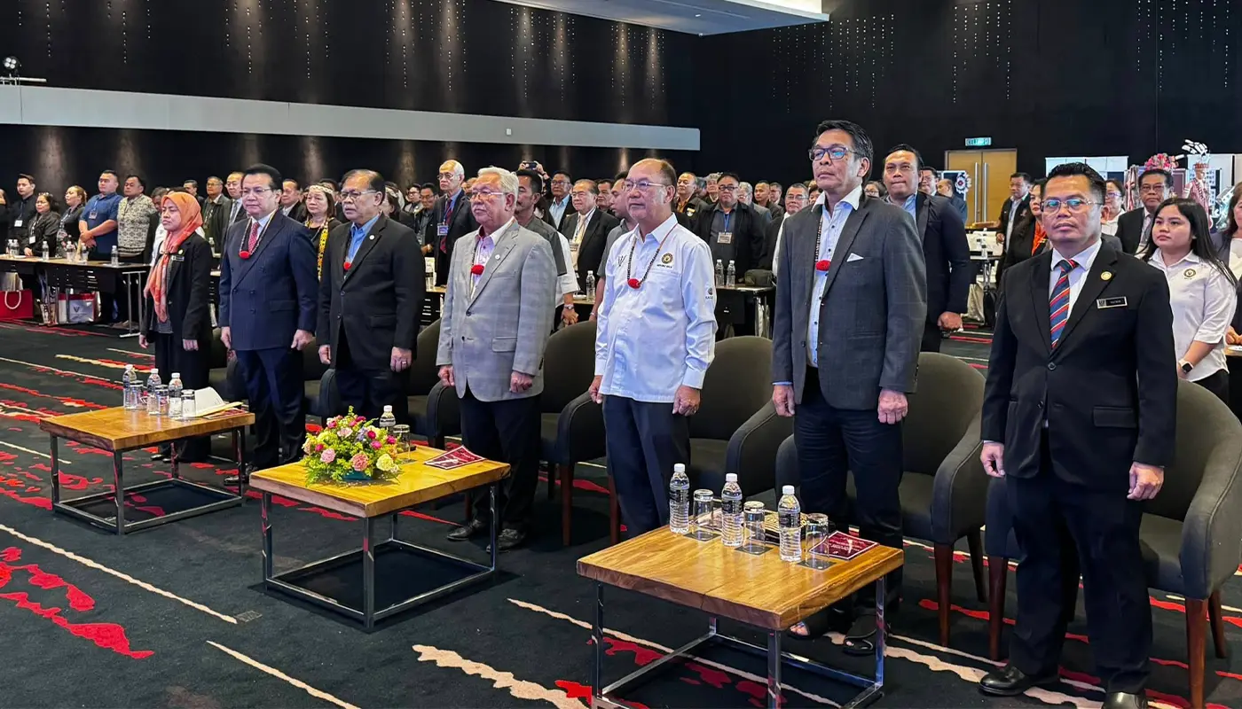 Northern Zone Seminar Highlights Enduring Role of Custom in Modern Life 1 Northern Zone Seminar Highlights Enduring Role of Custom in Modern Life