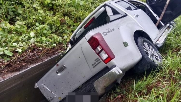 Female Passenger Rescued After Vehicle Skids into Sabal Forest Ditch