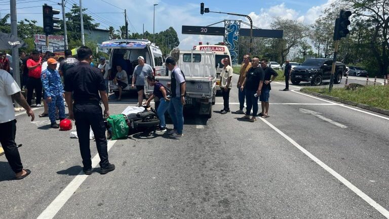 Teenager Killed in Motorcycle-Lorry Crash at Jalan Airport, Miri