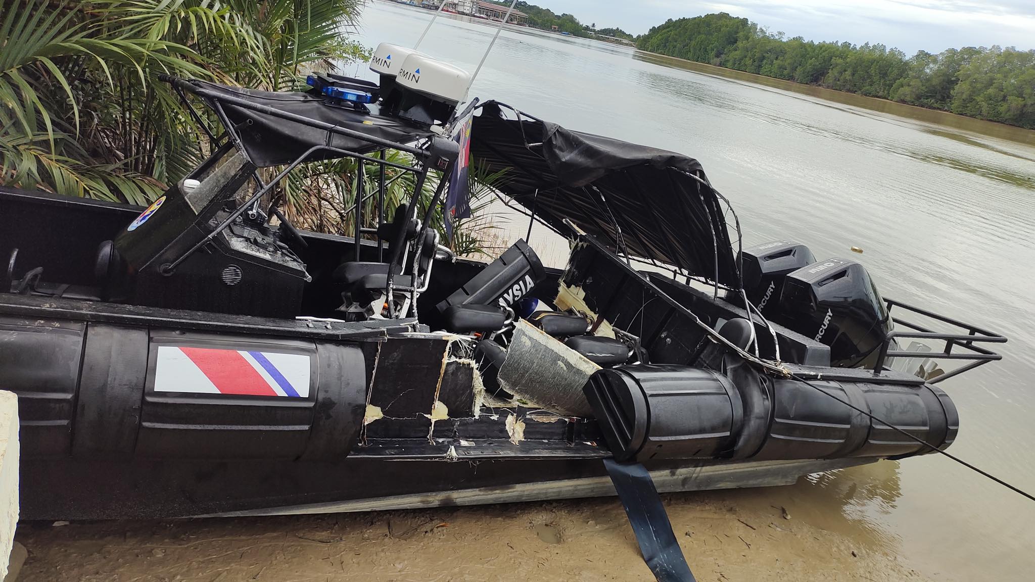 Two Officers Injured Chasing Suspected PATI Smuggling Boat 1 Two Officers Injured Chasing Suspected PATI Smuggling Boat