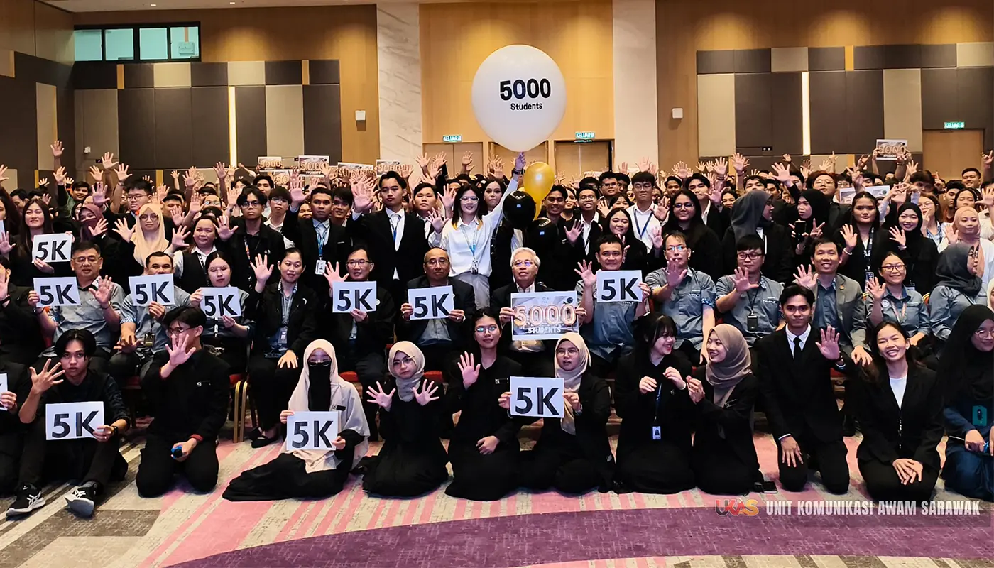 UTS Surpasses 5,000-Student Milestone Two Years Ahead of Target 1 UTS Surpasses 5,000-Student Milestone Two Years Ahead of Target