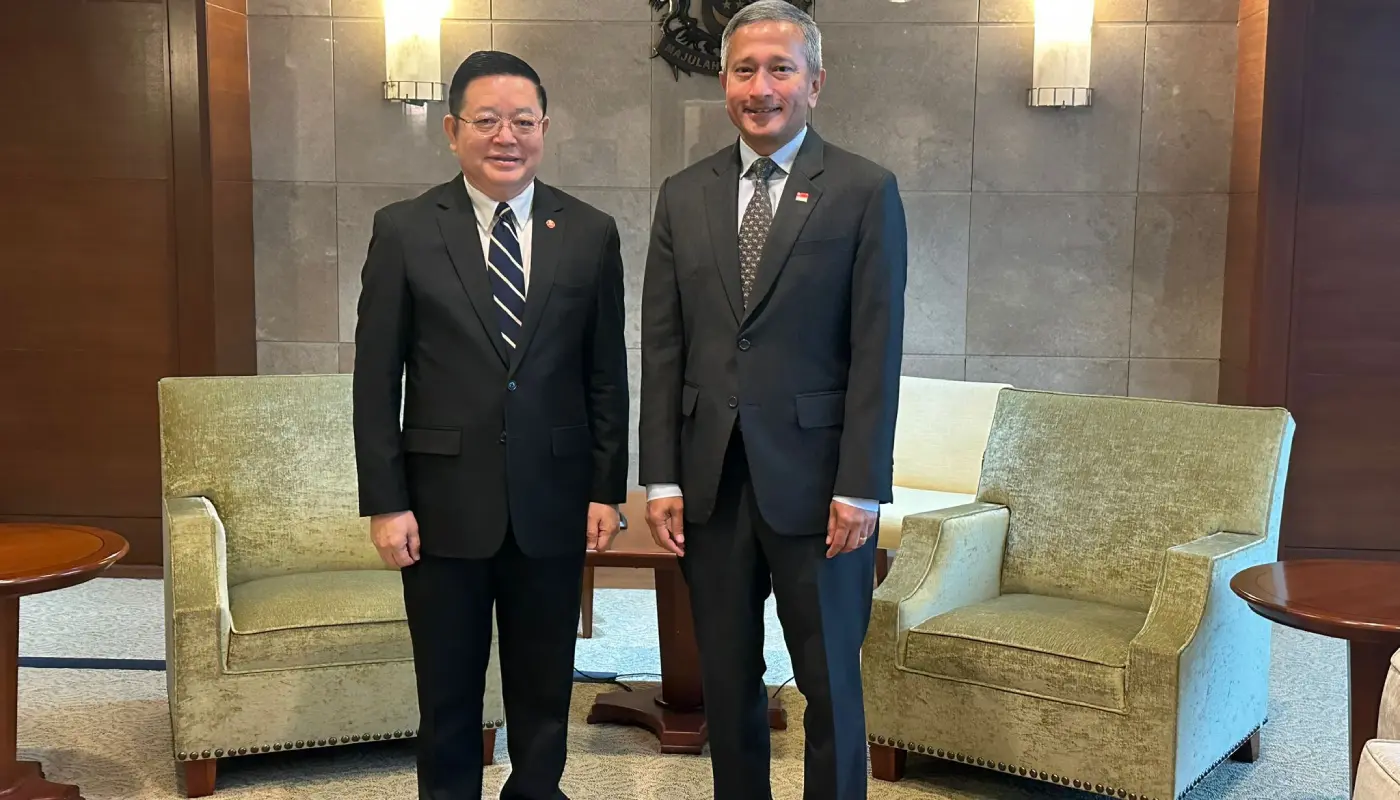 ASEAN Chief, Singapore FM Confer on Cybersecurity and Summit