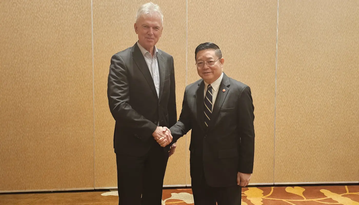 ASEAN Chief and Dutch Cyber Envoy Discuss Strengthened Cyber Partnership