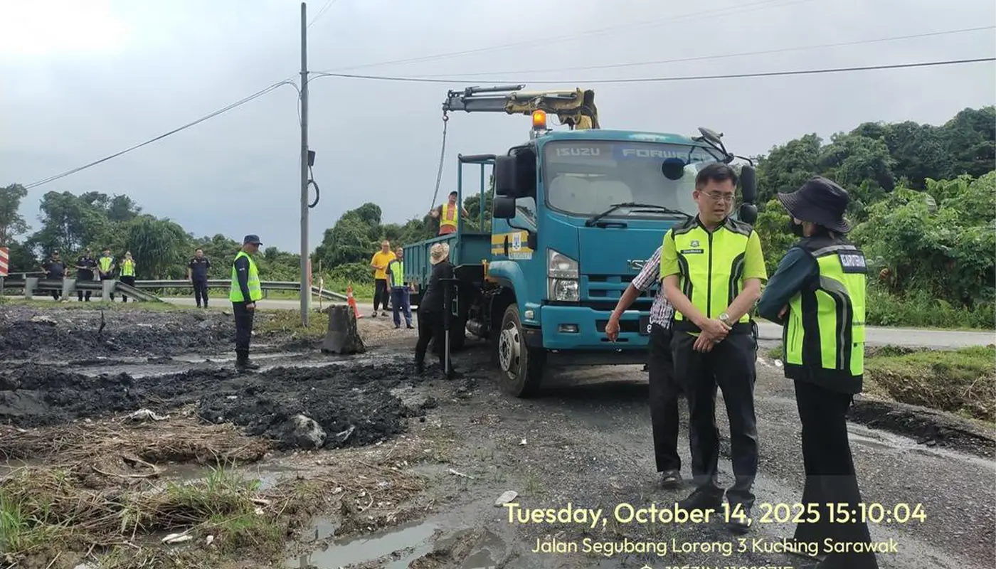 MPP Blocks Unauthorised Jalan Segubang Earthworks