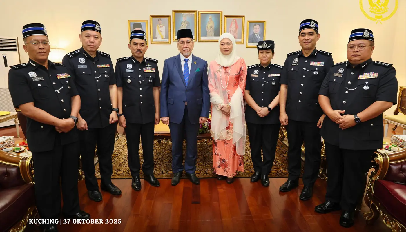 New Sarawak Police Chief Pays Courtesy Call on Governor 1 New Sarawak Police Chief Pays Courtesy Call on Governor