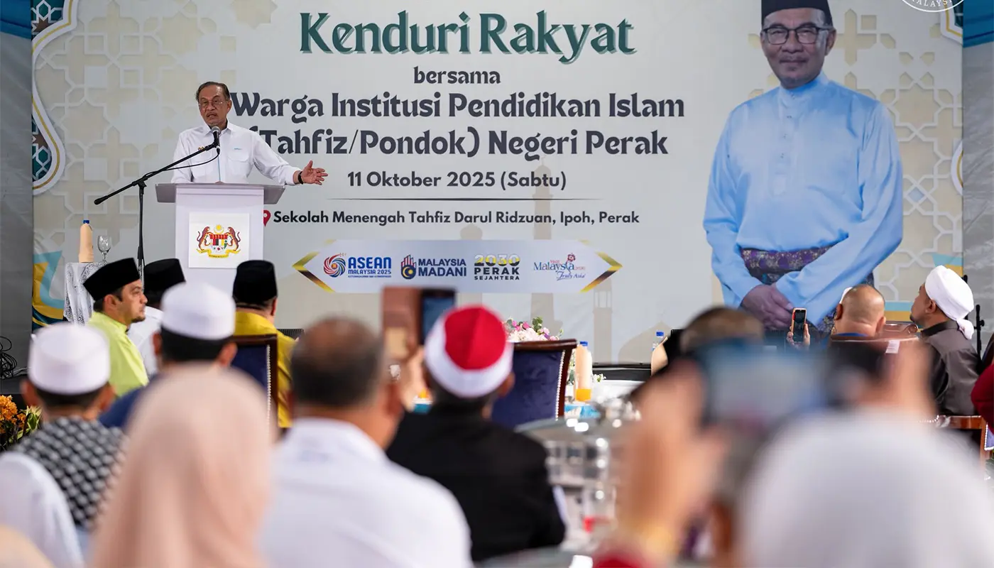 PM Anwar Highlights Legacy of Pondok Institutions During Ipoh Visit