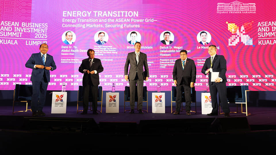 Premier Abang Jo: Build ASEAN Energy Ecosystem Before Regional Power Trading 1 Premier Abang Jo Build ASEAN Energy Ecosystem Before Regional Power Trading