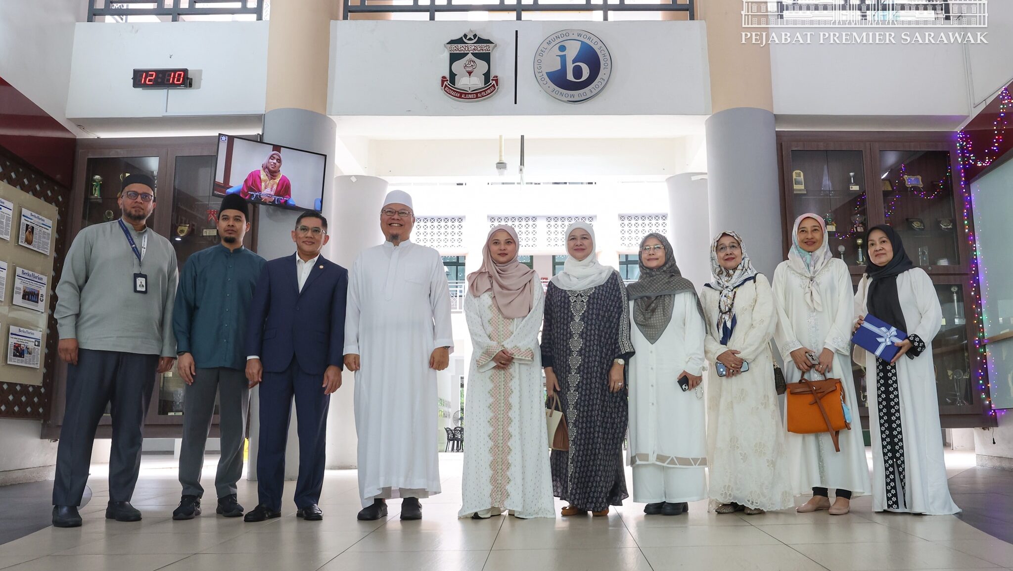 Puan Dayang Norjihan Strengthens Legacy of Late Mother with Visit to Madrasah Al-Junied, Singapore