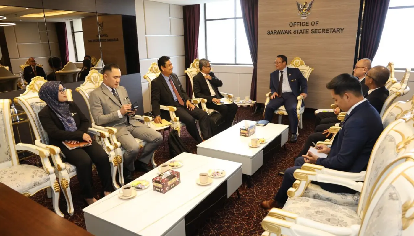 Sarawak, Election Commission Strengthen Electoral Collaboration