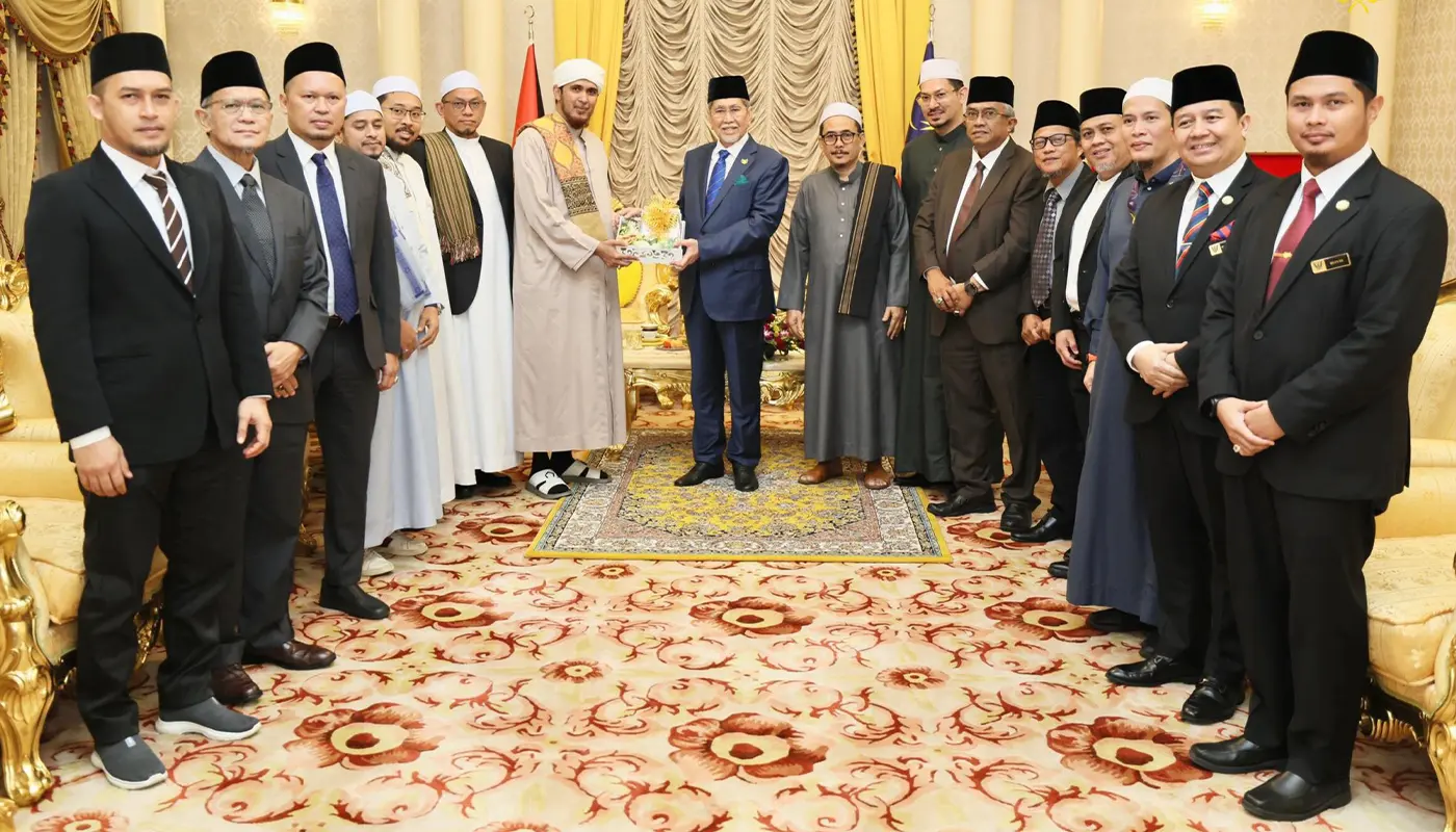 Sarawak Governor Hosts Religious Leader at Astana 1 Sarawak Governor Hosts Religious Leader at Astana