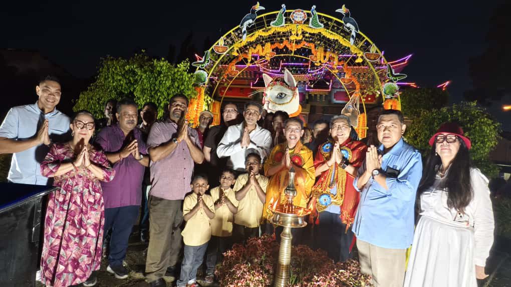 Sarawak’s Iconic Landmark Illuminated for Deepavali Festivities