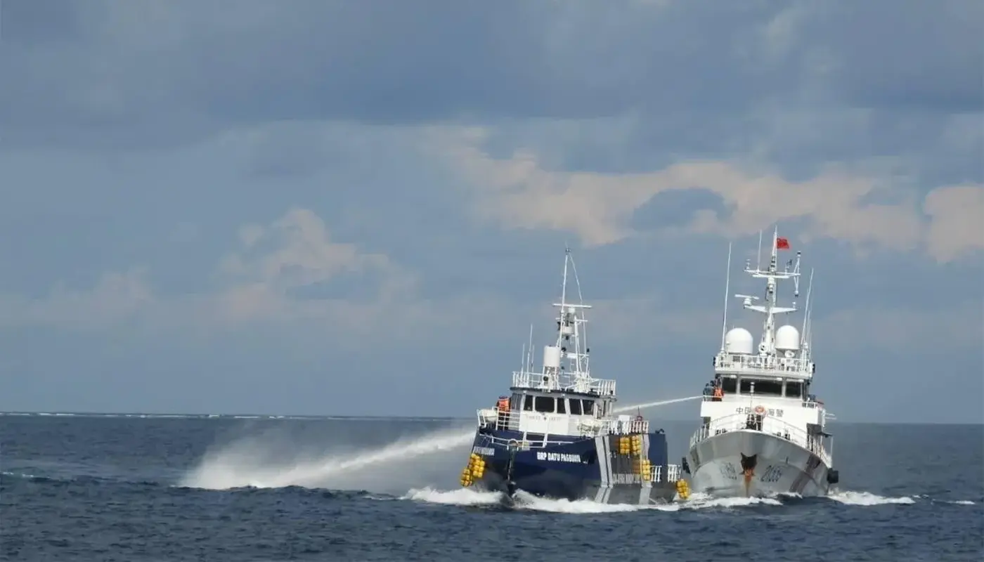 South China Sea: Philippines Accuses China of Ramming & Damaging vessel
