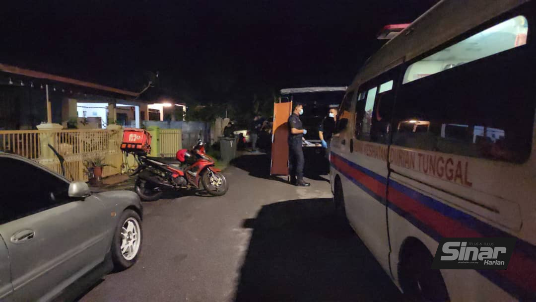 Two Men Found Dead in Rented House at Durian Tunggal