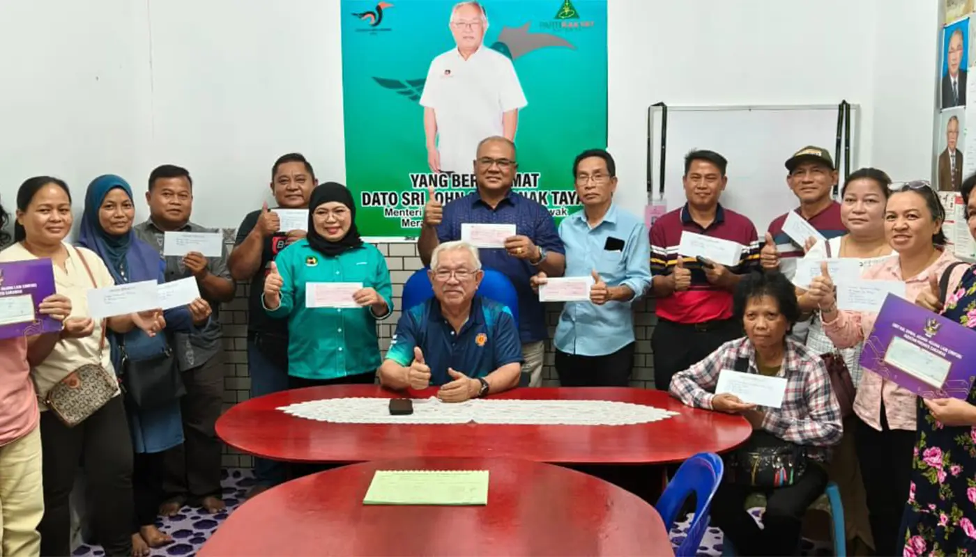 12 Students in Tatau Awarded Incentives, RM130,000 for Worship Centres 1 Sarawak, Sarawak News, Tatau, Tatau News, Kakus, Kakus News, Bintulu, Bintulu News