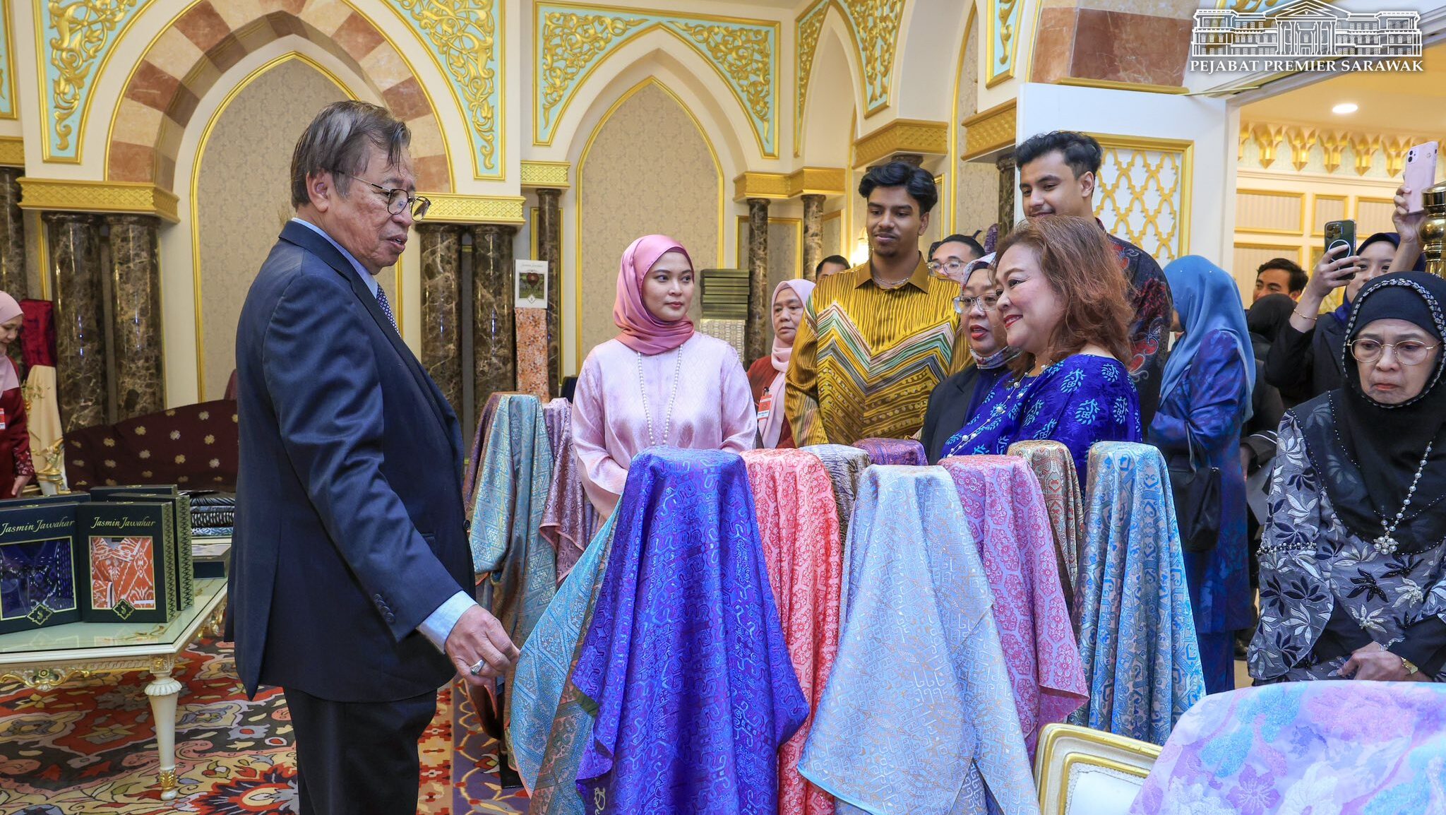 Sarawak Premier Honours Datuk Amar Juma’ani’s Textile Legacy