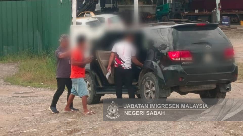 8 Illegal Immigrants Detained in Joint Immigration Ops in Tenom and Keningau 1 8 Illegal Immigrants Detained in Joint Immigration Ops in Tenom and Keningau