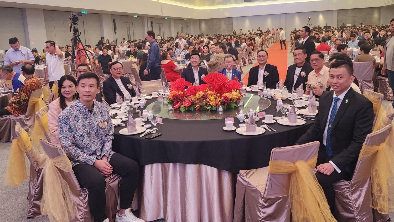 “Five Iron Teochew Youths” Values as Pillars for Sarawak’s Future 1 “Five Iron Teochew Youths” Values as Pillars for Sarawak’s Future