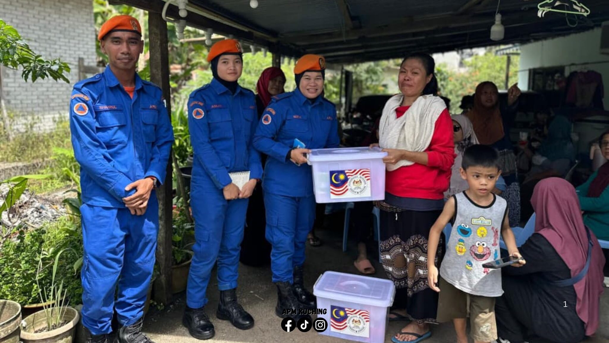 Quick Response Saves Family as House Destroyed by Fire in Kampung Kolong 1