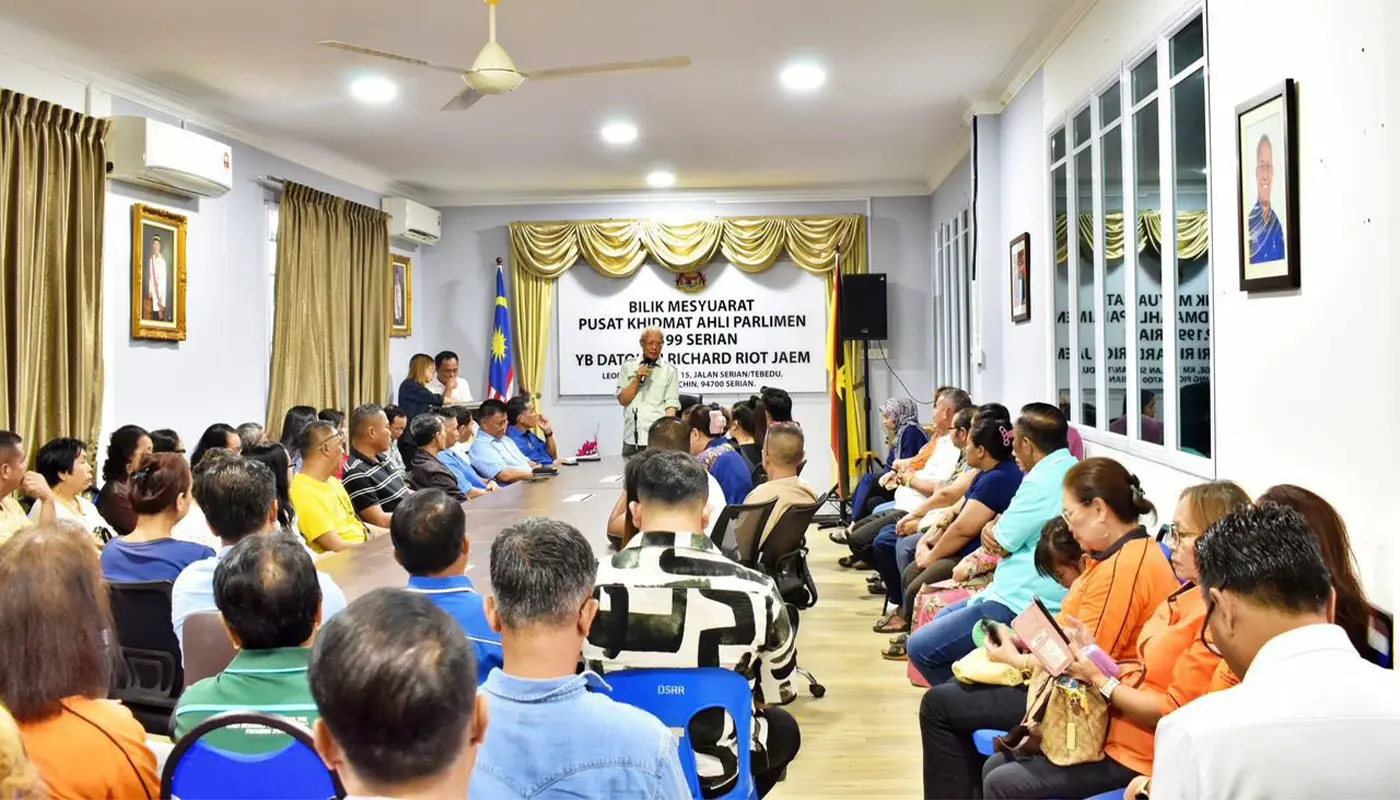 RM614,600 in Incentive Donations Presented to Organisations and Students in Serian 1 Sarawak, Sarawak News, Serian, Serian News,