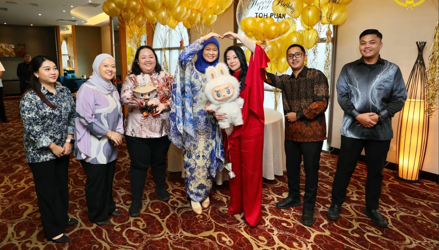 Warm Celebration Marks Friendship of Sarawak Leaders’ Families 1 Sarawak, Sarawak News, Kuching, Kuching News,
