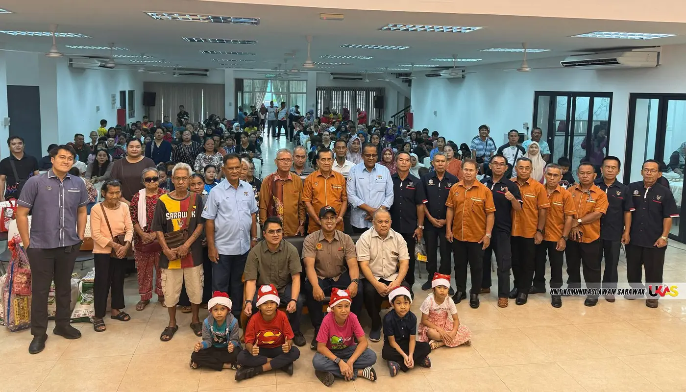Sarawak, Sarawak News, Lundu, Lundu News, Tanjong Datu, Azizul Annuar Adenan, Christmas Aid, Back To School, Yayasan Sarawak, UNIFOR