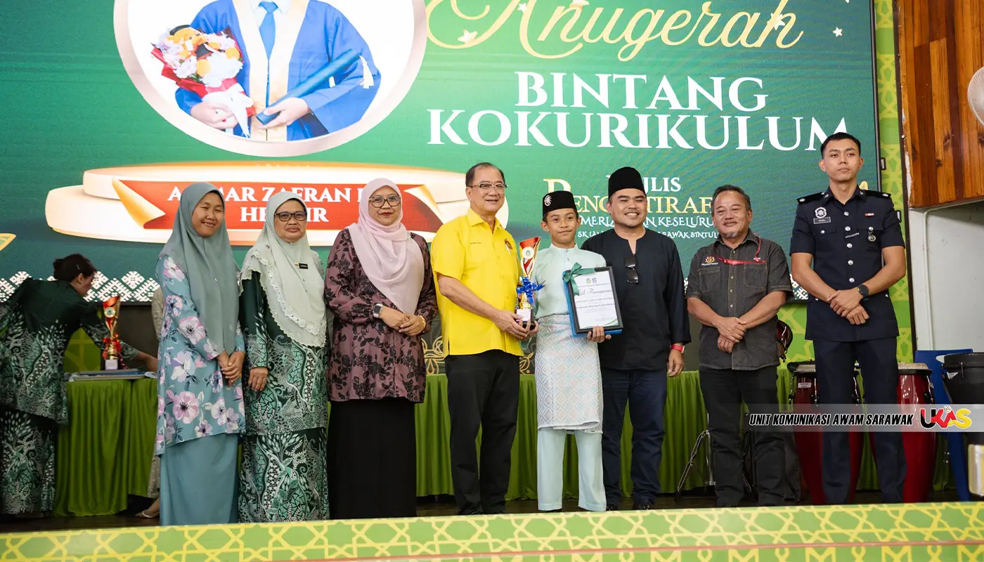 Collaboration Between Schools and Parents Drives Student Success in Bintulu 1 Sarawak, Sarawak News, Bintulu, Bintulu News, Education, Student Success, Parent-Teacher Collaboration, Character Development, Academic Excellence