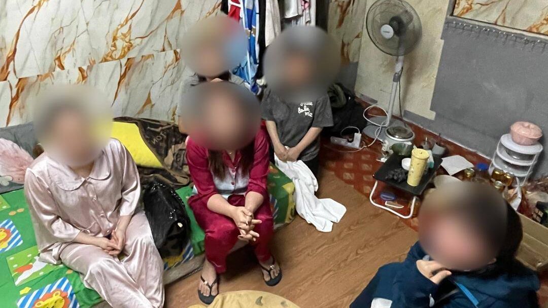 Immigration Busts Hidden Prostitution Ring Run by Foreign Syndicate 1 Immigration Busts Hidden Prostitution Ring Run by Foreign Syndicate